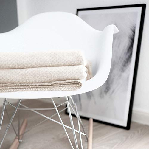 RIEMA® Flauschige Wolldecke Emma | Kuscheldecke aus 100% Bio-Baumwolle (KBA) Made in Germany | beige Decke für Erwachsene | Größe: 150x200cm von RIEMA