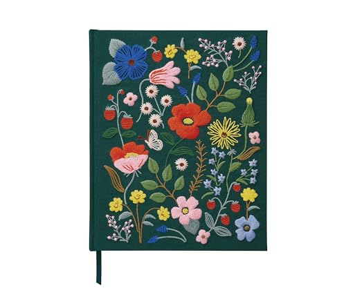 RIFLE PAPER CO. Strawberry Fields Gesticktes Skizzenbuch, 108 leere Seiten zum Skizzieren, dunkelgrüner Stoffeinband mit Blumenstickerei, 26 cm L x 21 cm B, inklusive Ripsband-Lesezeichen von RIFLE PAPER CO.