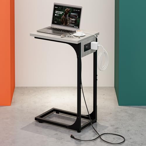 RISWER C-förmiger Beistelltisch für Couch – kleiner Kaffeeständer Sofatablett Schreibtisch mit Metallrahmen, wasserdicht, kratzfeste Holzplatte und integrierte Ladestation, Greige von RISWER