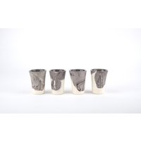 4Er Set Keramik Schnapsgläser. Handgemachte Moderne Aus Schwarzem Und Weißem Marmor von RKCeramics