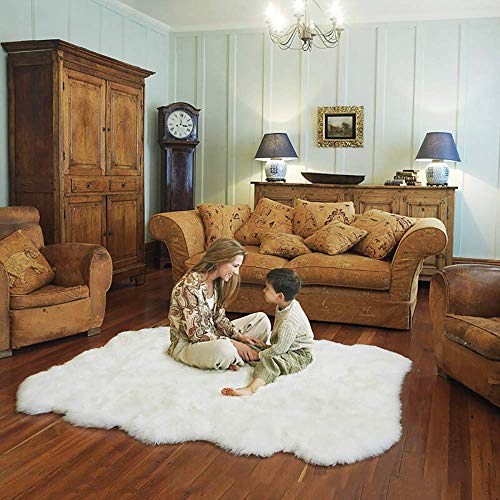 Teppich Faux Lammfell Schaffell Longhair Fell Optik Nachahmung Wolle Bettvorleger Sofa Matte (Weiß, 120 x 180 cm) von BeFormed