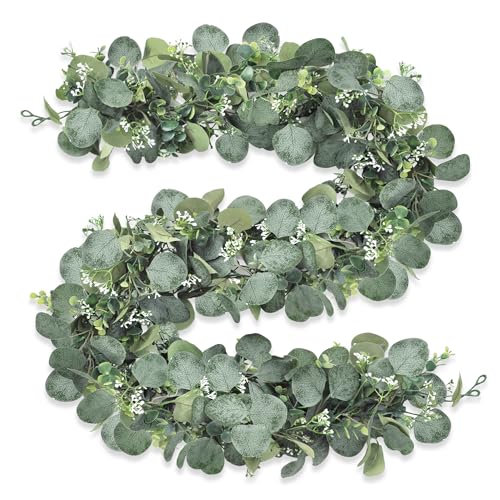 ROLLWAY 2 Stück Eukalyptus Girlande, Künstliche Girlande Pflanze 1,8m Hängend Grüne Blätter Deko mit Weiße Blumen Silberdollar Eukalyptusranke für Hintergrund Hochzeit Bogen Grün von ROLLWAY