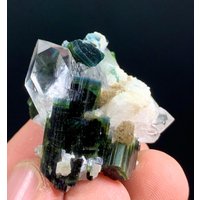 Blue Cap Turmalin Kristall Mit Quarz & Muskovit | 148 Ct von ROYALMINERALSHOP