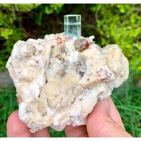 Himmelblauer Aquamarin Mit Granat Bündel & Muskovit Aus Der Shigar Mine Skardu Pakistan 225 Gramm von ROYALMINERALSHOP