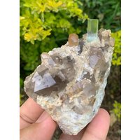 Himmelblauer Aquamarin Mit Topas Quarz Und Muskovit Aus Der Shigar-Mine in Skardu Pakistan/Natürliches Mineral. 200 Gramm von ROYALMINERALSHOP
