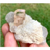 Natürlicher Honigfarbener Topas Aus Der Shigar-Mine Skardu Pakistan Natürliches Mineral 340 Ct Natürlicher Honigfarbener Topas Aus Der Shigar-Mine Skardu Pakistan Natürliches Mineral 340 Ct von ROYALMINERALSHOP