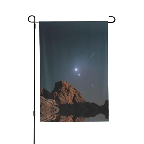 Cosmic Starry Sky Vibrant Allover-Print Flagge – wetterfestes Polyester, perfekt für Terrasse, Hof oder Garten Dekoration von RTCVXZDSA