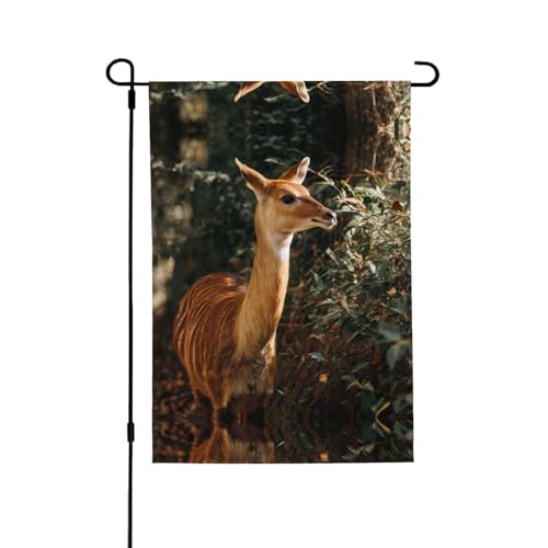 Niedliche kleine Hirschflagge mit lebendigem Allover-Druck, wetterfestes Polyester, perfekt für Terrasse, Hof oder Gartendekoration von RTCVXZDSA