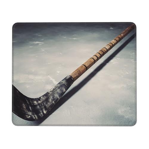 Quadratisches Mauspad mit rutschfester Gummiunterseite, 20,1 x 24,1 cm, Mauspad mit genähtem Rand, Hockeyschläger, Gaming-Mauspad für kabellose Maus, Computer, Laptop, Heimbüro, Schreibtischunterlage von RTSTNMBD