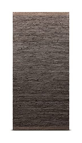 RUG SOLID, Leather rog, Holz, 75 x 500 cm von RUG SOLID