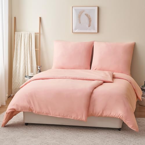 RUIKASI Bettwäsche 135x200 4teilig Rosa - Pink Mikrofaser Bettwäsche-Sets Oeko-TEX, 2 Bettbezüge 135x200cm + 2 Kissenbezüge 80x80cm mit Reißverschluss, Weich und Bügelfrei RUIKASI Bettwäsche 135x200 4teilig Rosa - Pink Mikrofaser Bettwäsche-Sets Oeko-TEX, 2 Bettbezüge 135x200cm + 2 Kissenbezüge 80x80cm mit Reißverschluss, Weich und Bügelfrei von RUIKASI