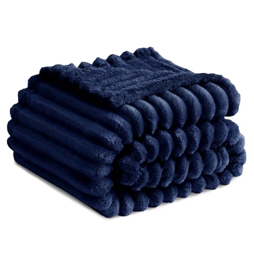 RUIKASI Kuscheldecke Flauschig Decke Dunkelblau - 150x200cm Fleecedecke Sofadecke Couchdecke für Wohnzimmer Deko Tagesdecke Blanket, Weiche Wolldecke Warme Korddecke als Wohn- & Kuscheldecken von RUIKASI