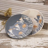 Löwenzahn-Untertassen-Set - Graue Und Weiße Untersetzer Mit Gelben Blumen Handgemachte Keramikteller Für Sie Ihn Löwenzahn-Untertassen-Set - Graue Und Weiße Untersetzer Mit Gelben Blumen Handgemachte Keramikteller Für Sie Ihn von RYceramic