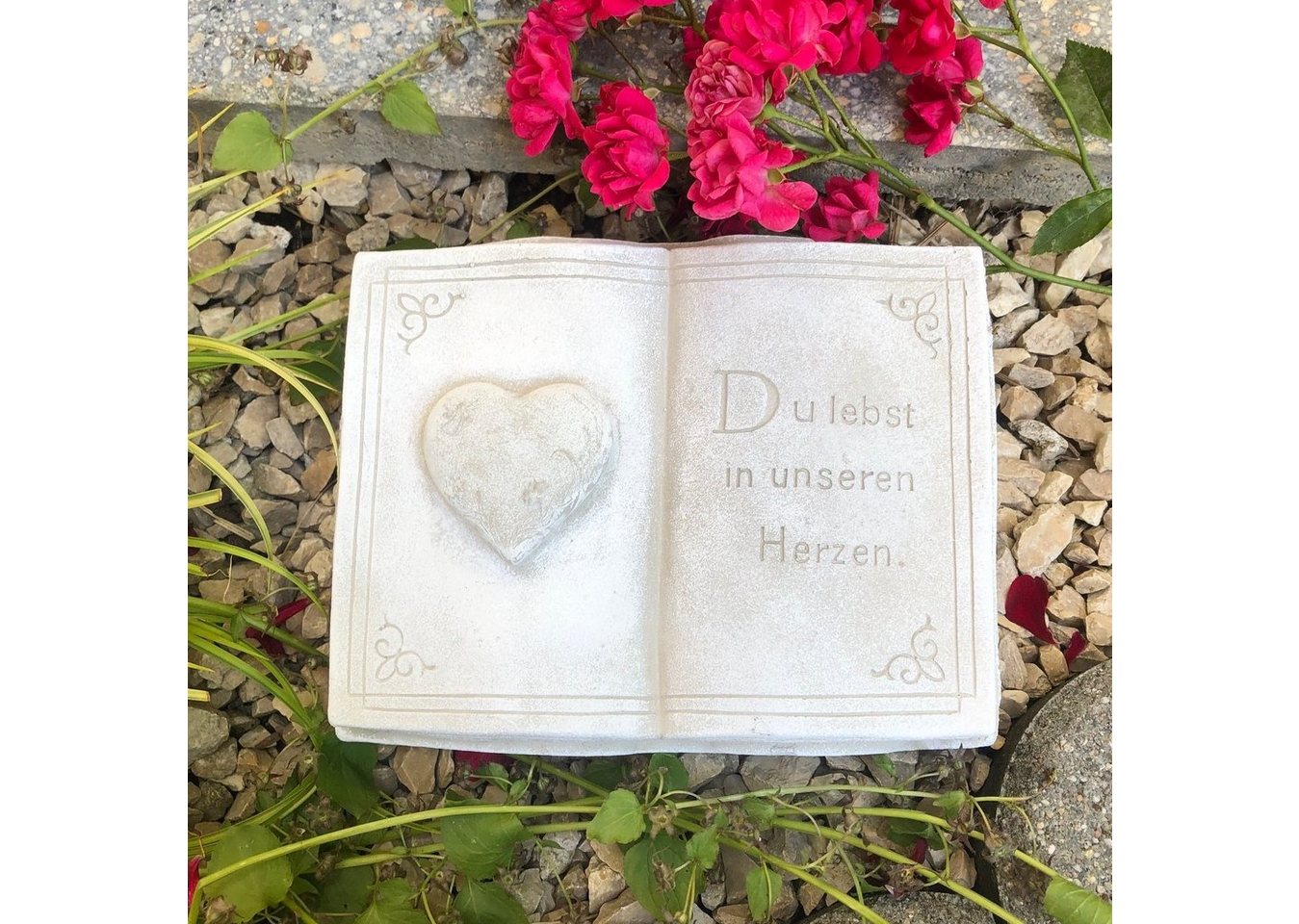 Radami Gartenfigur Buch mit 3D Herz Gedenkstein Grabschmuck ca.1800g Radami Gartenfigur Buch mit 3D Herz Gedenkstein Grabschmuck ca.1800g von Radami