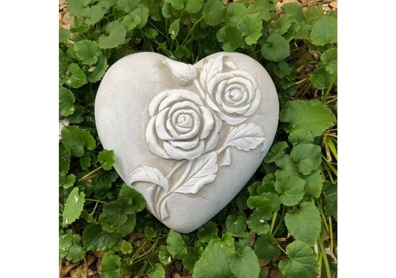 Radami Gartenfigur Grabherz Rosen Gedenkstein Grabschmuck Grabdeko Trauerherz Handarbeit von Radami