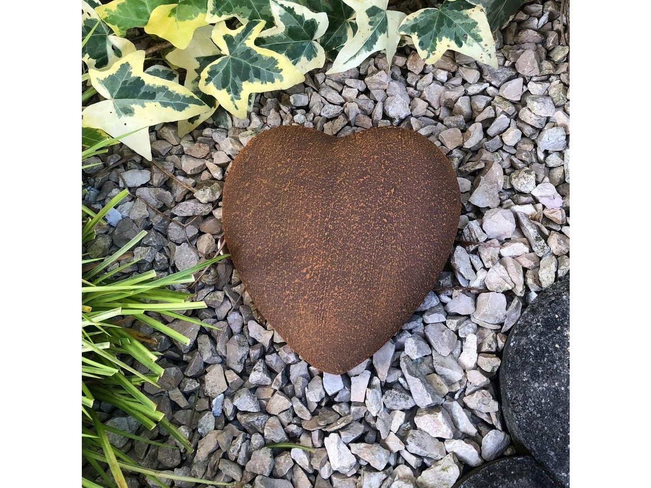 Radami Gartenfigur Herz Grabherz Grabschmuck Steinguss 13cm Rostoptik Radami Gartenfigur Herz Grabherz Grabschmuck Steinguss 13cm Rostoptik von Radami