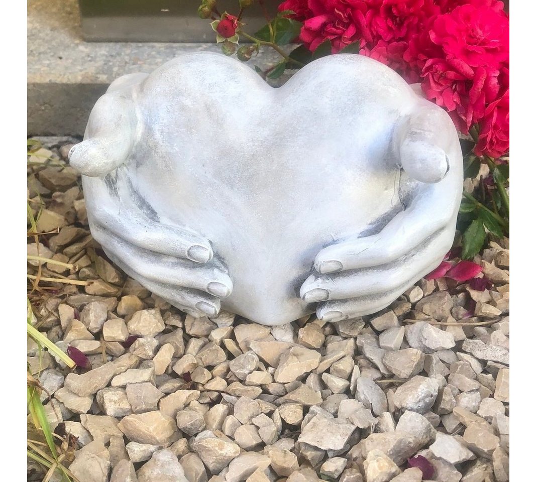 Radami Gartenfigur Herz in Hände Skulptur Grabschmuck Grab Dekoration von Radami