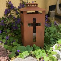 Laterne Grab Für Grablicht Grablaterne Windlicht Mit Kreuz Grabschmuck Rostbraun 17 cm von RadamiDeutschland