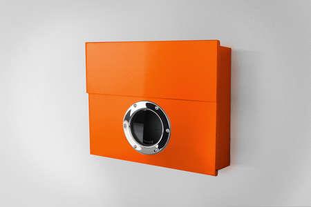 Radius Design Briefkasten Letterman XXL Orange von Radius Design