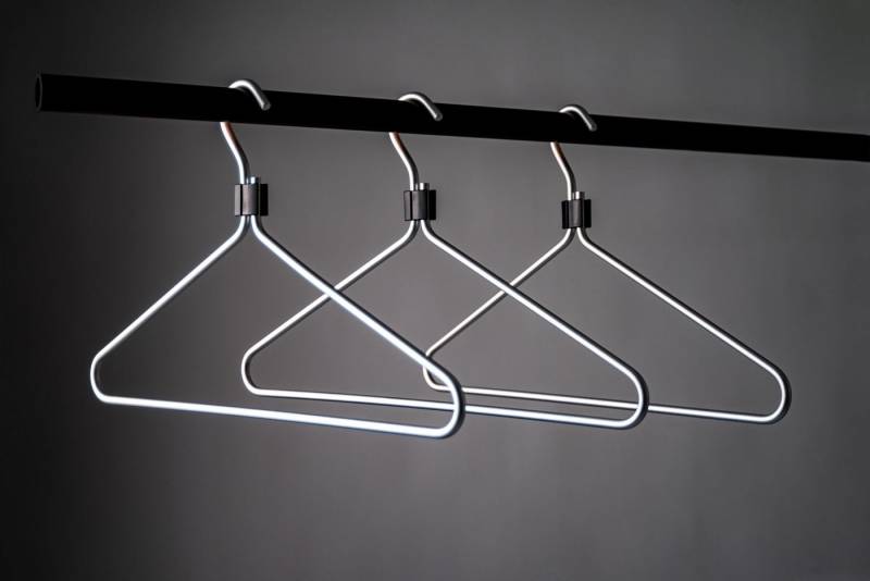 Radius Kleiderbügel Aluminium Kleiderbügel, 6er-Set – stabil & modern Radius Kleiderbügel Aluminium Kleiderbügel, 6er-Set – stabil & modern von Radius