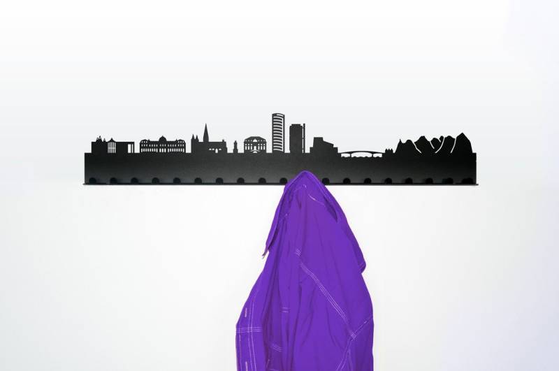 Radius Wandgarderobe Skyline Städte-Garderobe Radius Wandgarderobe Skyline Städte-Garderobe von Radius