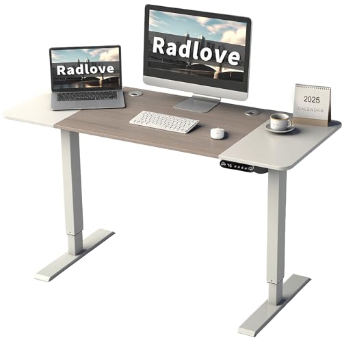 Radlove Schreibtisch Höhenverstellbar Elektrisch Stehpult,140x 60 cm Stehschreibtisch mit 4 Memory-Steuerung mit Tischplatte 2-Fach-Teleskop Stehschreibtisch, Spleißbrett Radlove Schreibtisch Höhenverstellbar Elektrisch Stehpult,140x 60 cm Stehschreibtisch mit 4 Memory-Steuerung mit Tischplatte 2-Fach-Teleskop Stehschreibtisch, Spleißbrett von Radlove
