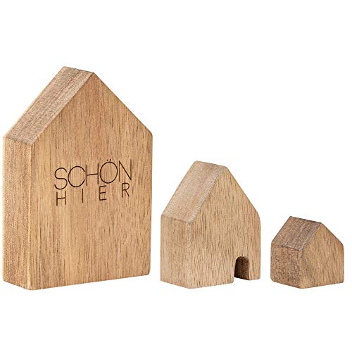 Räder Living Holzhäuser Set groß Schön Hier aus Akazienholz in der Farbe Braun mit Schriftzug, Maße: 9,5 x 6,5 x 2,5 cm, 90115 Räder Living Holzhäuser Set groß Schön Hier aus Akazienholz in der Farbe Braun mit Schriftzug, Maße: 9,5 x 6,5 x 2,5 cm, 90115 von Räder