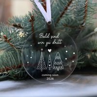 Personalisierte Weihnachtskugel Familie, Schwangerschaft Verkünden, Eltern Weihnachtsgeschenke, Erstes Weihnachten Zu Dritt, Du Wirst Oma Personalisierte Weihnachtskugel Familie, Schwangerschaft Verkünden, Eltern Weihnachtsgeschenke, Erstes Weihnachten Zu Dritt, Du Wirst Oma von RaeubertochterDE