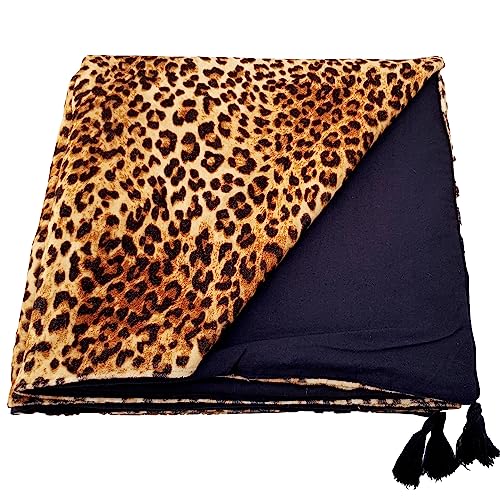 Ragged Rose Überwurfdecke - Vielseitige Baumwoll-Samtdecke für Sofa & Bett - Pom Pom Überwurf aus Baumwollsamt mit Pompon-Besätzen an den Seiten - 140 cm x 180 cm Leopard Überwurf von Ragged Rose