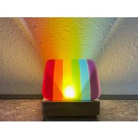 Glas Regenbogen Bogen Dimmbares Led Nachtlicht Mit Holzsockel | Klein von RainbowArchMemorials