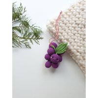 Gehäkelte Weintrauben-Weihnachtsdekoration - Handgemachte Amigurumi-Obstbaum- Oder Autodekoration, Weihnachtsdekoration Gehäkelte Weintrauben-Weihnachtsdekoration - Handgemachte Amigurumi-Obstbaum- Oder Autodekoration, Weihnachtsdekoration von RainbowHappiness