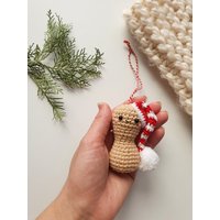 Weihnachtsschmuck, Gehäkelte Mini-Erdnuss, Baumspielzeug, Amigurumi-Kuscheltier, Baby-Dekoration, Baby-Fitness-Spielzeug, Strickornament von RainbowHappiness