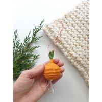 Weihnachtsschmuck Gemüse, Gehäkelte Zwiebel, Kindergeschenk, Weihnachtsbaumschmuck, Weihnachtsschmuck, Baumschmuck Spielzeug, Weihnachtsdekoration von RainbowHappiness