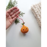 Weihnachtsschmuck Gemüse, Gehäkelte Zwiebel, Kindergeschenk, Weihnachtsbaumschmuck, Weihnachtsschmuck, Baumschmuck Spielzeug, Weihnachtsdekoration von RainbowHappiness