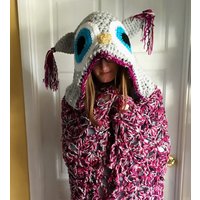 Mit Kapuze Häkeln Eule Decke Chunky Cozy Werfen in Baby, Kind Und Erwachsene Größen. Geburtstag Valentines Weihnachtsgeschenk Für Sie Ihn Handmade Uk Mit Kapuze Häkeln Eule Decke Chunky Cozy Werfen in Baby, Kind Und Erwachsene Größen. Geburtstag Valentines Weihnachtsgeschenk Für Sie Ihn Handmade Uk von RaindropsonRosesx