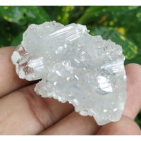 Natürliche Schöne Klobige Glänzende Flache Rohe Druisy Druizy Tiny Apophyllit Cluster Qualität Charming Specimen Von Kristall von RakhamaExportsIN