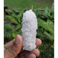 Weißer Milky Druizy Chalcedon Super Natürliches Sehr Schönes Perfekt Stehendes Apophyllite Kristallqualitätsmuster von RakhamaExportsIN