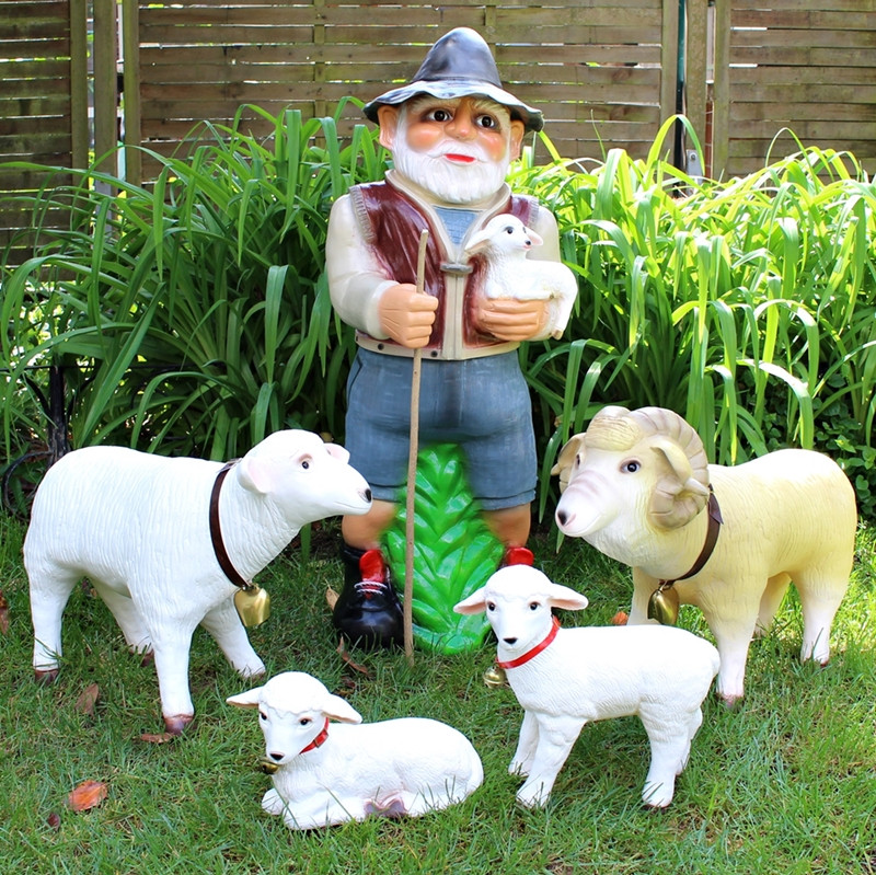 Deko Garten Figur Dekofigur Gartenfigur Hirte mit Schafbock, Schaf und Lämmlein aus Kunststoff von Rakso