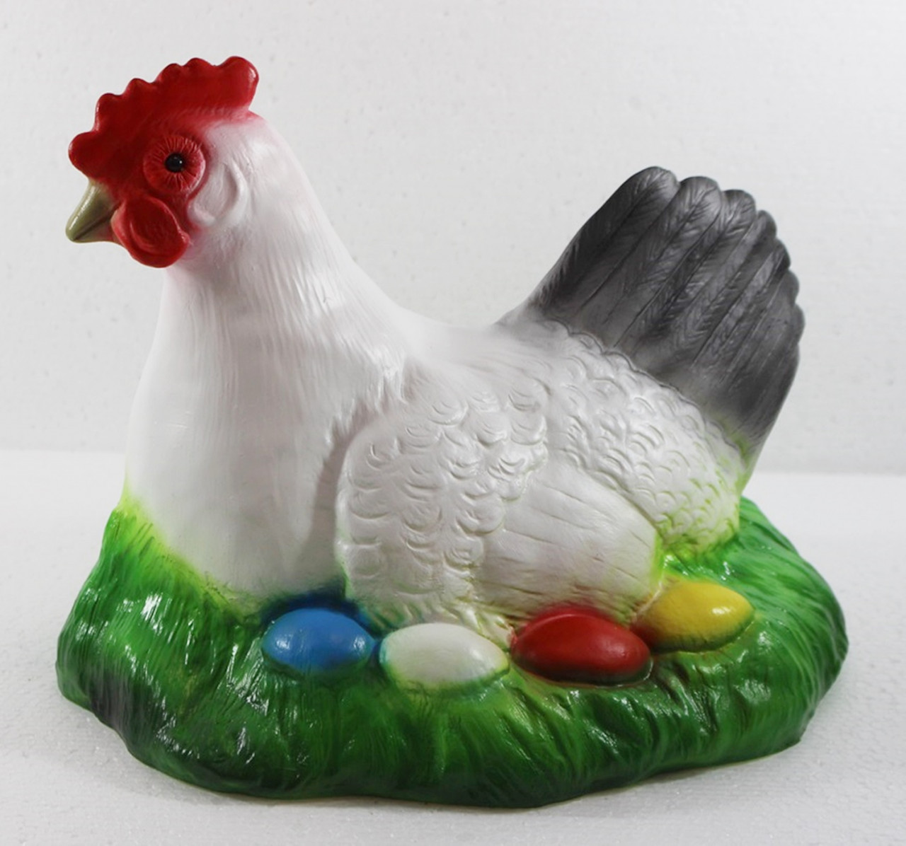 Deko Garten Figur Tierfigur Henne auf Nest mit bunten Eiern sitzend aus Kunststoff Höhe 23 cm von Rakso