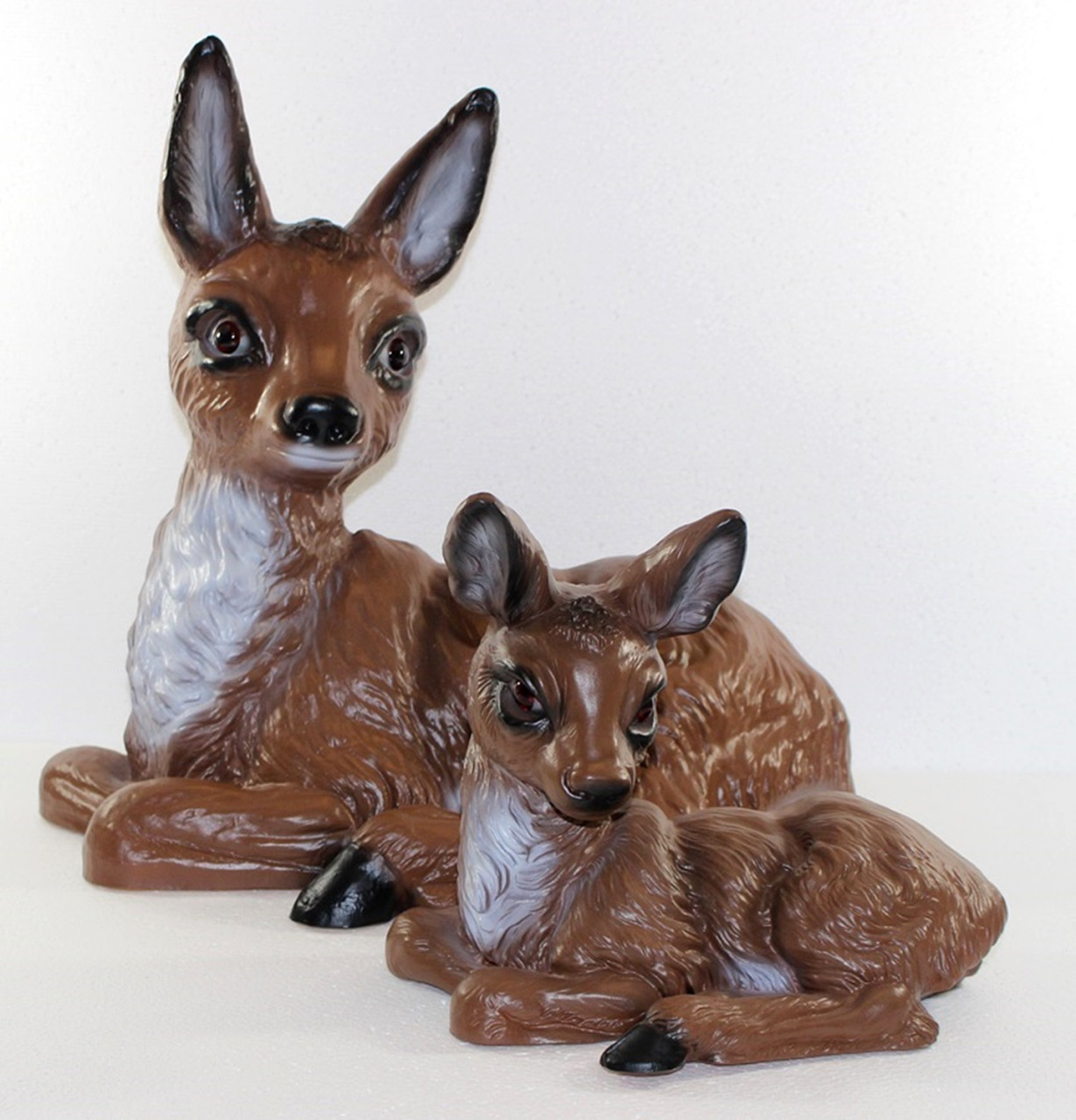 Deko Tier Figur Gartenfigur Reh und Bambi Rehkitz liegend als Satz aus Kunststoff H 20-35 cm von Rakso