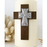 Dekorativer Kreuz Kerzenstift Rustikale Stumpenkerzendekoration von RalstonOriginals