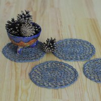 Gehäkelte Dunkelgraue Untersetzer Deckchen Schneeflocken Tischdecke Geschenkidee Gehäkelt Gehäkelte Dunkelgraue Untersetzer Deckchen Schneeflocken Tischdecke Geschenkidee Gehäkelt von RamuneCrochet