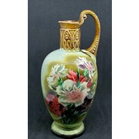 Vintage Dekorative Vase Urne Made in Czechoslovakia Sammlerstück Handbemalt von Randomness4sale