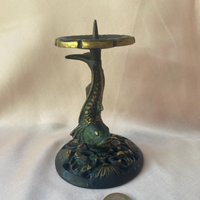 Mid Century Bronze Kerzenhalter Fisch Grünspan Patina von RareThingsOfBeauty