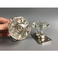 Vintage Klarglas Türgriff Set Mit 2 Alte Türknäufe Home Decor Stil Griffe A2 Vintage Klarglas Türgriff Set Mit 2 Alte Türknäufe Home Decor Stil Griffe A2 von RarityFromAfar
