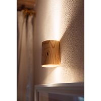Handgemachte Wandlampe | Holz Wandleuchte Wohnzimmer Rustikal Handgefertigt Dimmbar Nachhaltig 2-strahlig Handgemachte Wandlampe | Holz Wandleuchte Wohnzimmer Rustikal Handgefertigt Dimmbar Nachhaltig 2-strahlig von RauchUndLicht