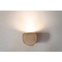 Handgemachte Wandlampe | Holz Wandleuchte Wohnzimmer Rustikal Handgefertigt Dimmbar Nachhaltig von RauchUndLicht