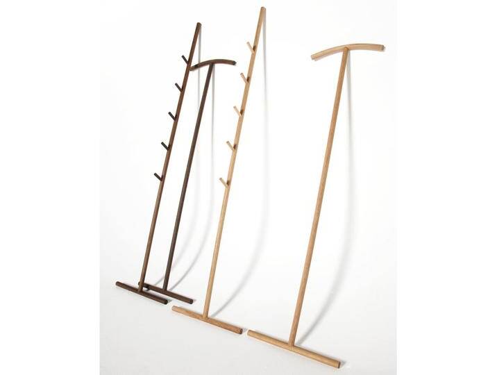 Raumgestalt Garderobe Kleiderstiel mit Haken dunkel von Raumgestalt