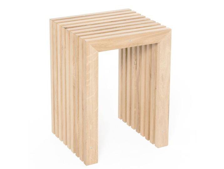 Raumgestalt Hocker Eichenlamellen Eiche natur von Raumgestalt