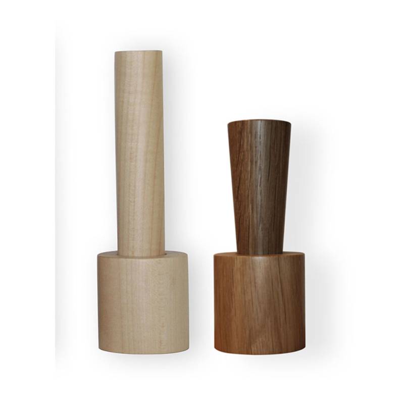 Raumgestalt - kleine Salz- & Pfeffermühle aus Holz mit Keramikmahlwerk von Raumgestalt